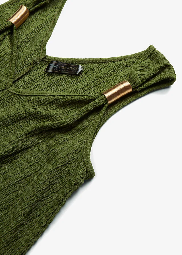 Dark green moss top.